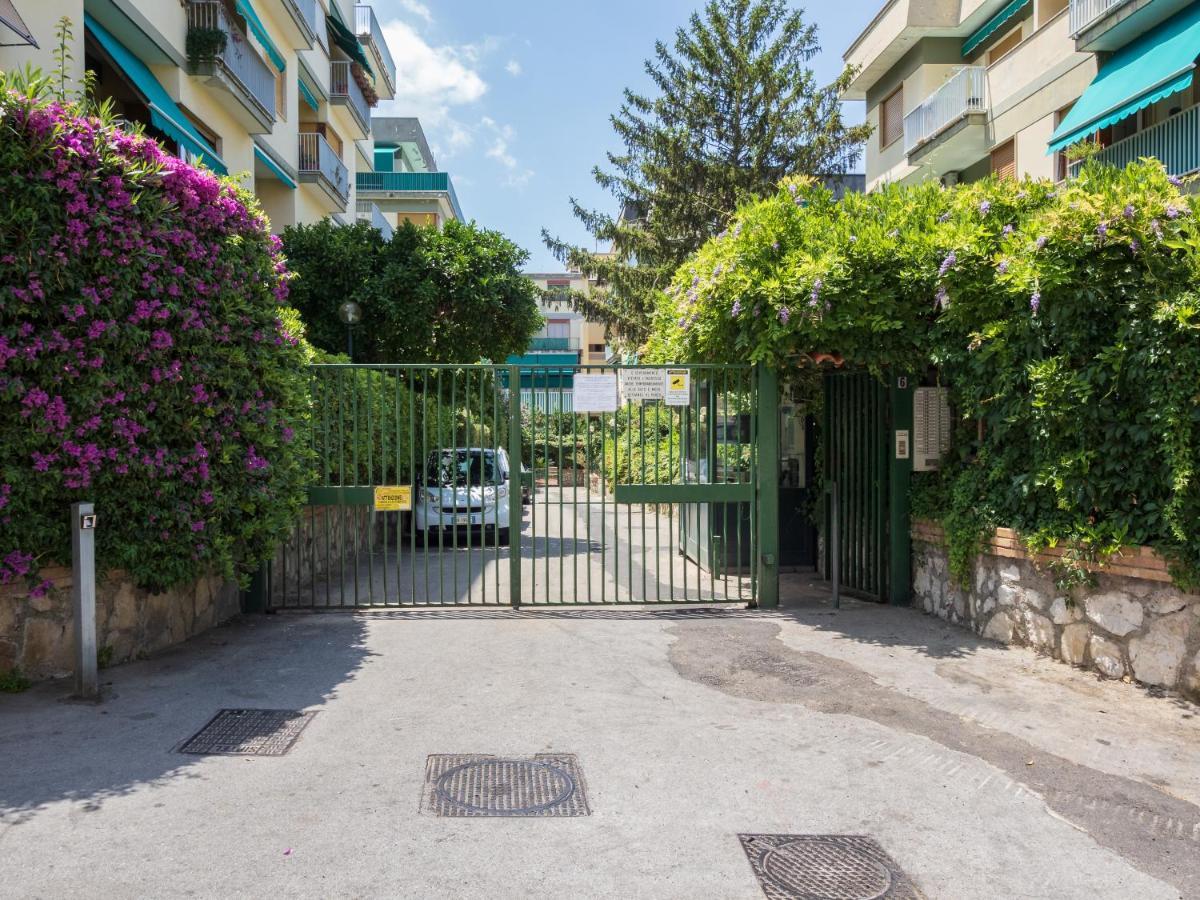 Azzurro Park Suite - De Vivo Realty Sorrento Exterior photo